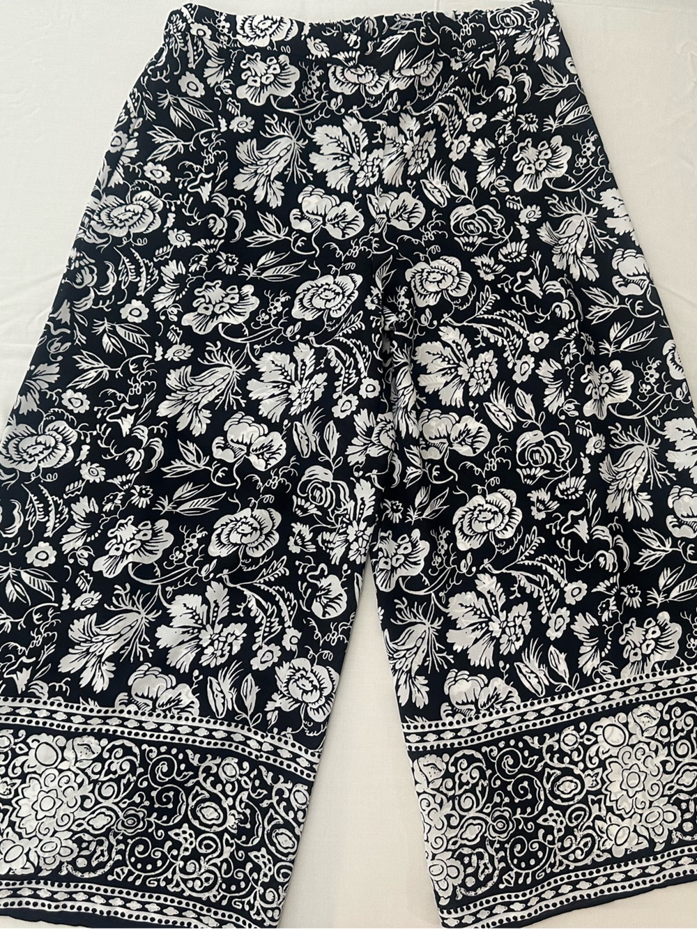 Vince Camuto Wide-Leg Pants